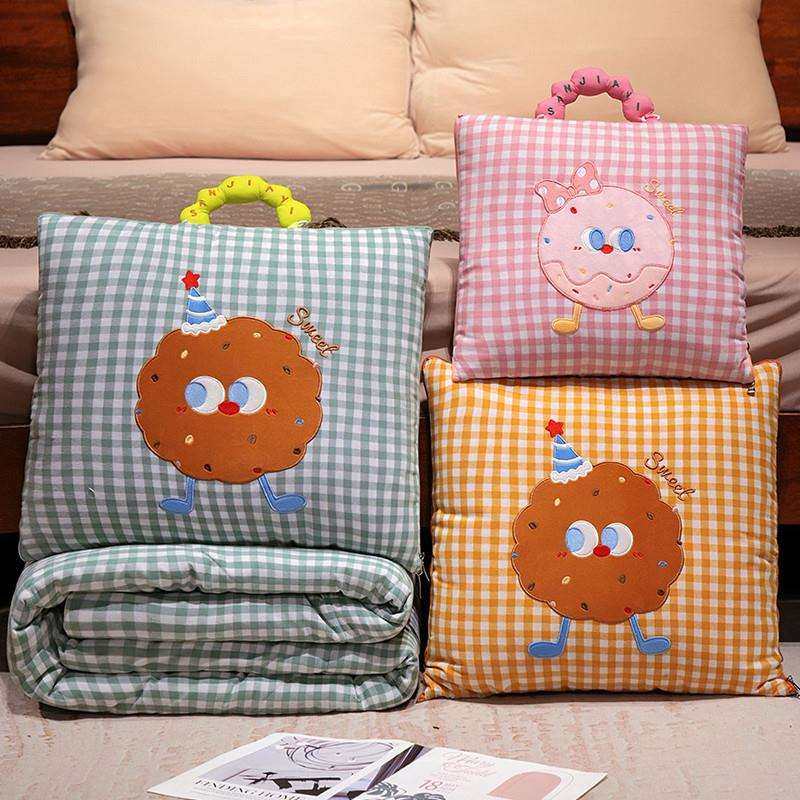 冰丝抱枕被子两用靠枕办公室手提曲奇靠垫午睡枕头夏凉被车载腰枕