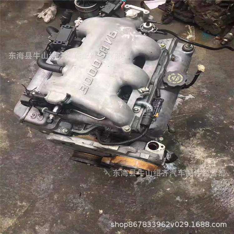 五菱荣光1.4发动机 宝骏1.5发动机 新凯越1.5发动机 LCU发动机