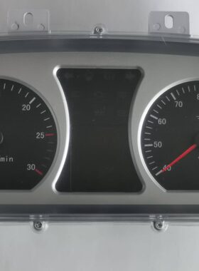 三/东汽鲁仪表拖拉机华鸿电喷夏国电喷总成山泰泰仪表盘等中改装