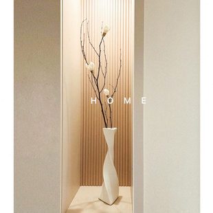 扭转细高陶瓷黑白花瓶北欧旋转干花花器简约电视柜玄关开放格摆件