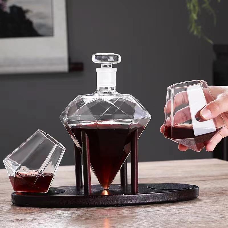 亚马逊钻石醒酒器泡酒瓶高硼硅玻璃酒具套装工艺酒瓶