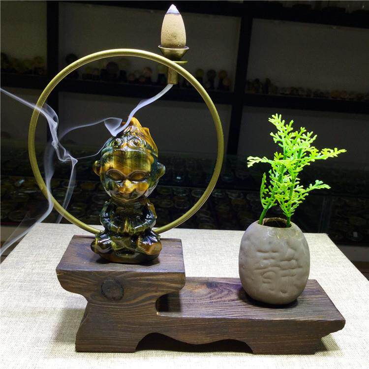 东海水晶天然虎眼石黄虎眼蓝虎眼齐天大圣斗孙悟空倒流香小摆件