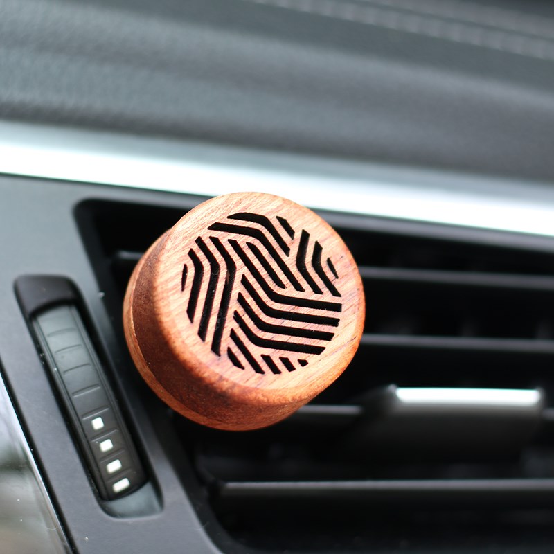 复古车内车载空调出风口精油扩香木车用实木质无火香薰香水摆件器
