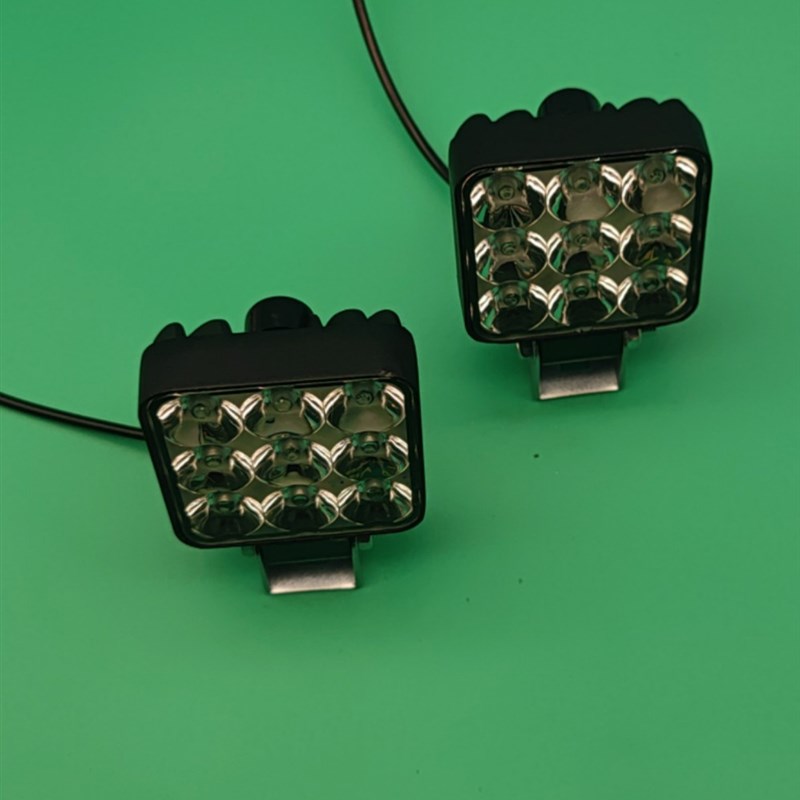 12-85v通用电动车夜行超亮迷你小灯摩托车led改装灯三轮车聚光灯