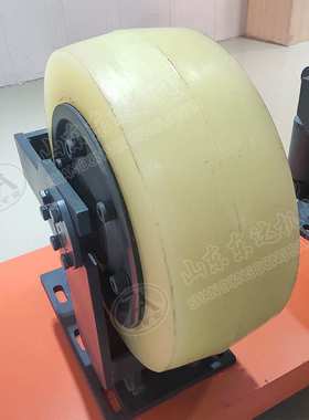 LS50矿用滚轮罐耳现货 高弹性抗水性矿用滚轮罐耳