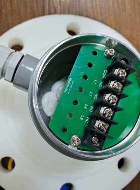 ZYSNSOR浮球液位开关UQK-4500-2 DN100法兰 L1:2000MM L2:4000MM