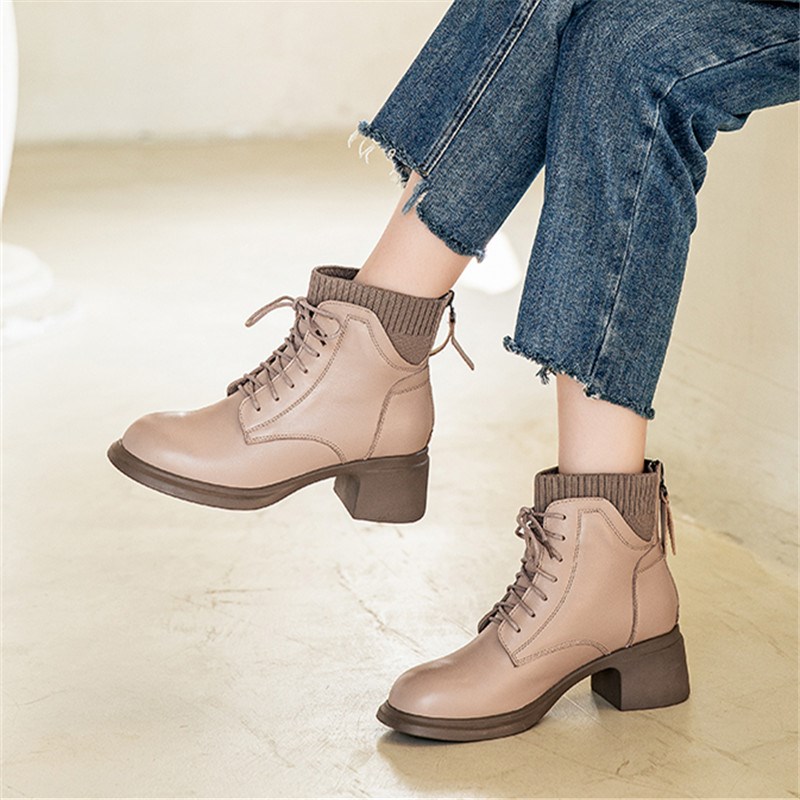 头层牛皮秋冬新款马丁靴女中跟保暖真皮软底舒适短靴薄绒妈妈棉鞋