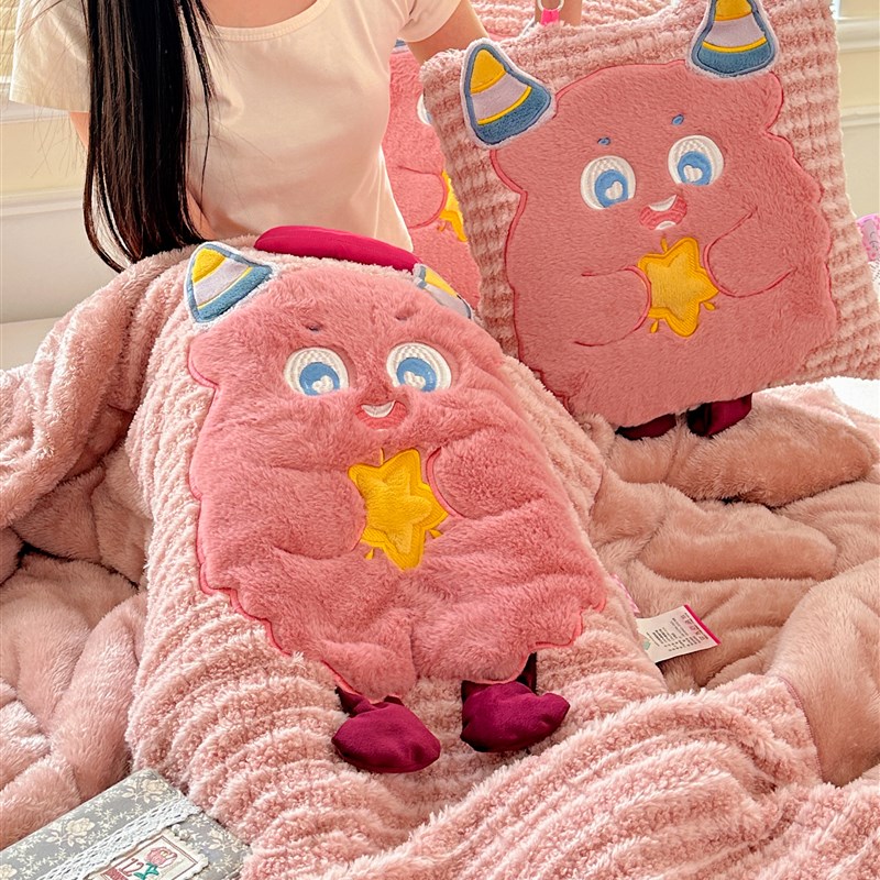 加厚绒抱枕被子两l用二合一办公室午休沙发靠垫枕头被子被子两用