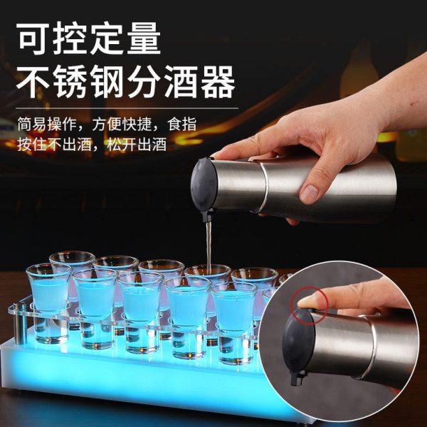 304不锈钢扎壶半密封倒酒器小号扎壶定量分酒器酒吧洋酒KTV倒酒器,餐饮具,分酒器,淘宝优惠券,粉丝福利购,淘宝优惠卷