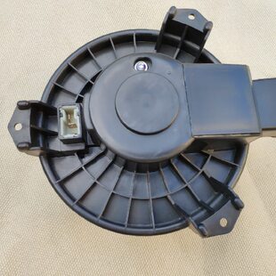 5鼓风机Z3电机风扇腾0空调大X众泰XR7暖风电机00Z5迈S暖风机5 0汉