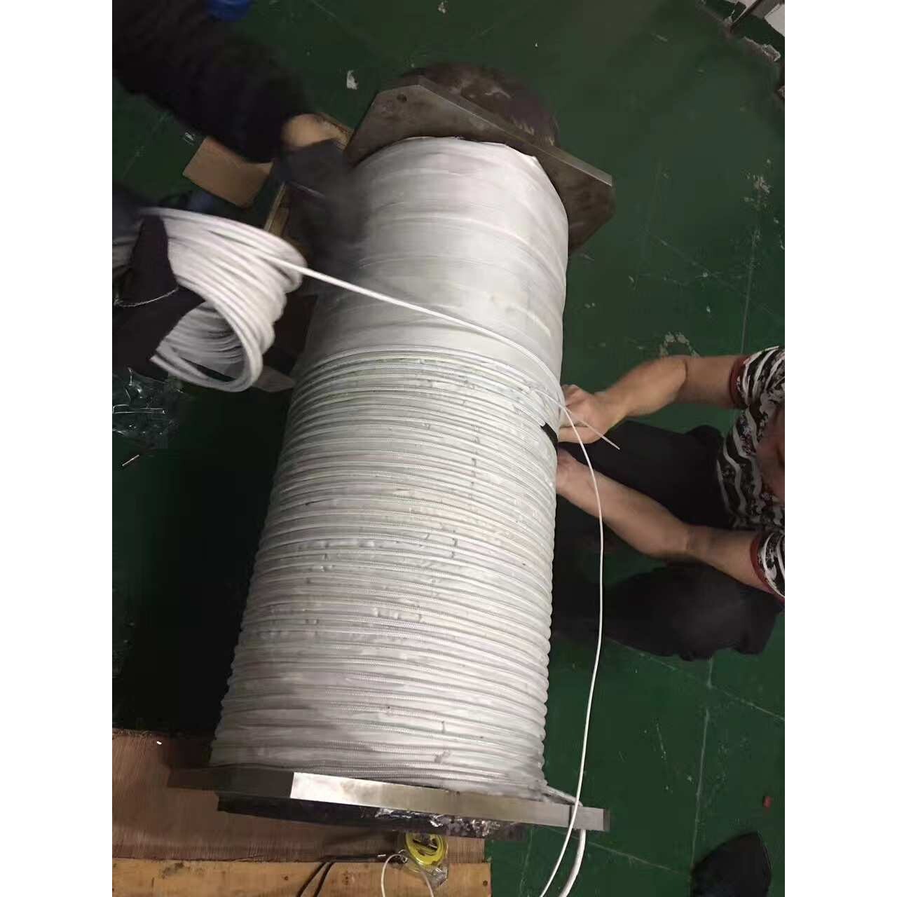 厂家供应电磁加热电陶炉线圈管道式电磁感应平面电磁炉省电