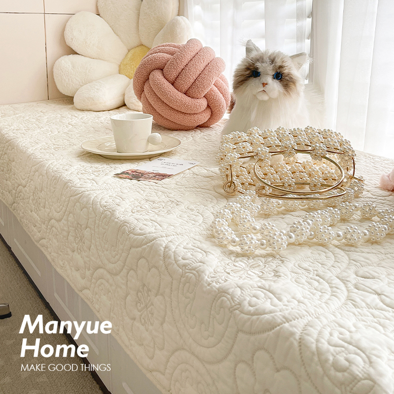 蔓越家 嫣e缕花阁 奶油色法式绣花卧室飘窗垫全棉窗台垫榻榻米垫