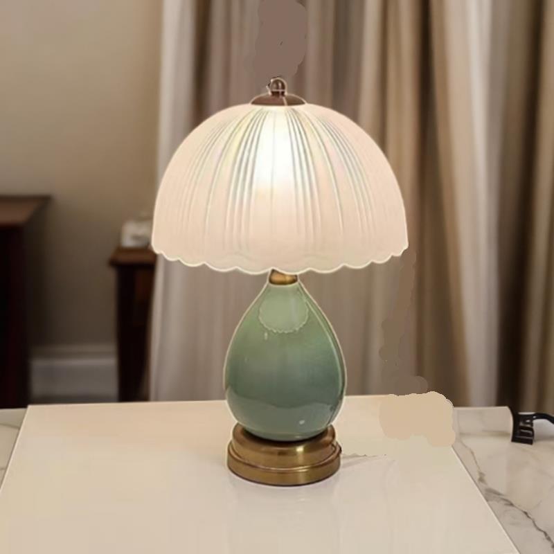 现代网红卧室夜灯北欧温馨浪漫书房陶瓷台灯护眼床头装饰调光台灯