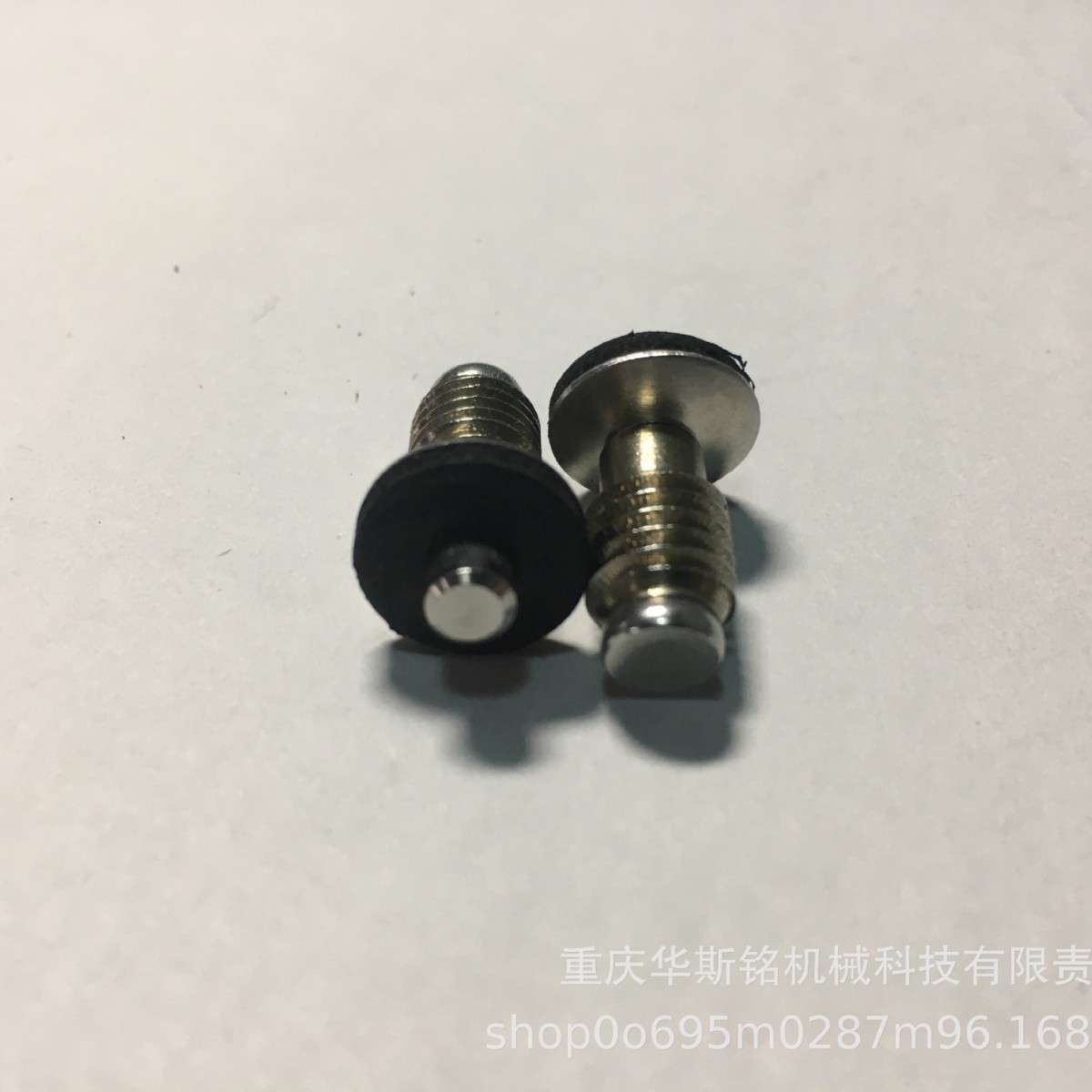 不锈钢螺纹钉，用于石化企业，钢结构上的安装
