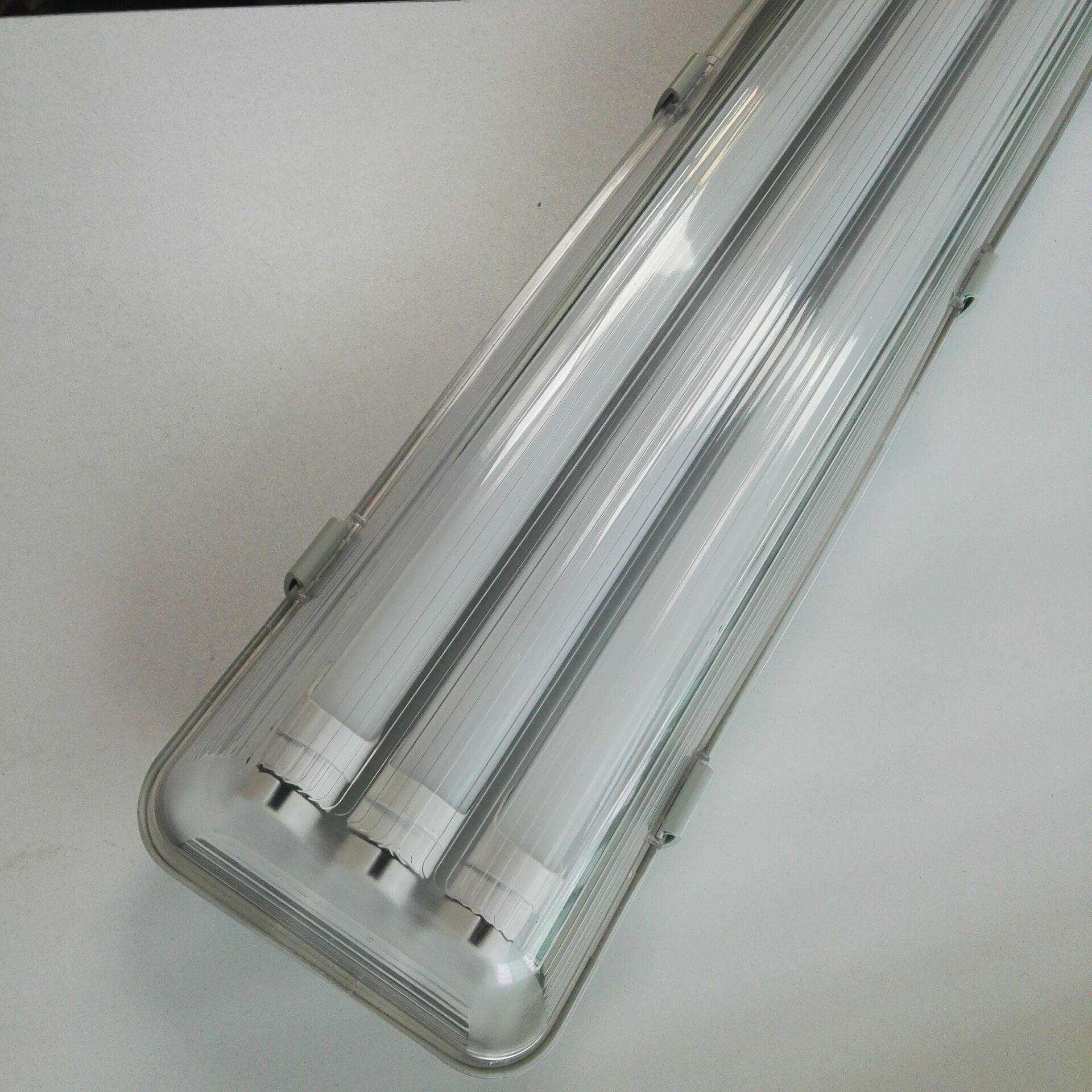 T8三管三防灯PC LED18W三排日光三防灯 3X18WLED三防灯