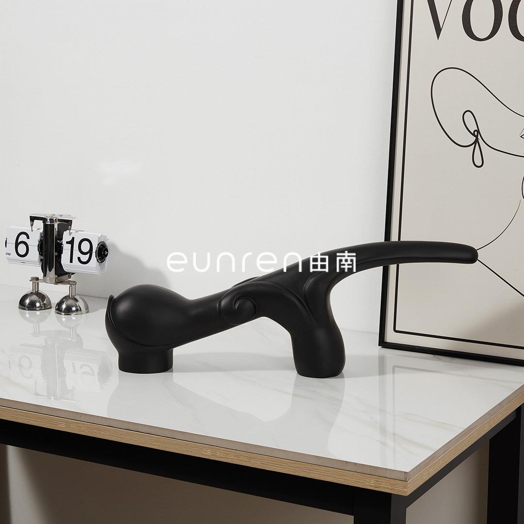 简约现代抽象树脂长鼻兽艺术装饰摆件玄关书房酒店电视柜家居饰品