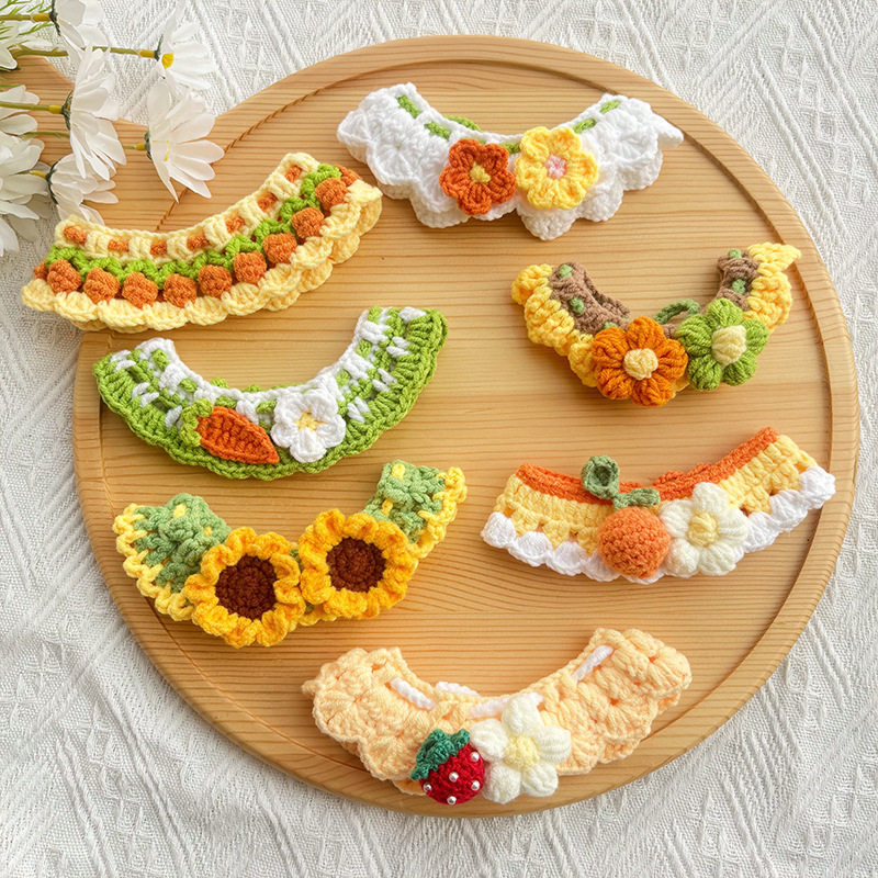2026新款宠物针织微博围巾猫咪狗狗花朵编织项圈口水巾可爱小香风