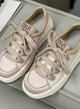 厚底缎面休闲板鞋女2024新款丝绸运动鞋增高系带小众绸缎小白鞋女