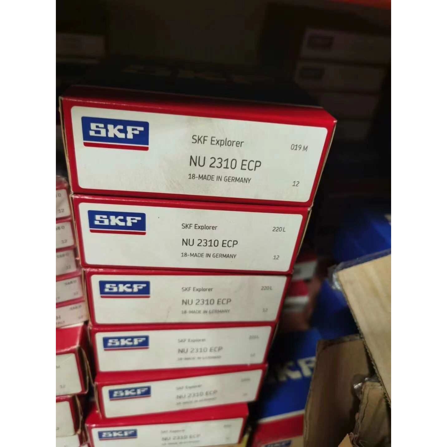 供应NU226ECM/C3 圆柱滚子轴承 铜保持器现货