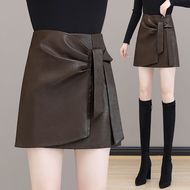 2025秋冬新款皮裙设计感高腰裙子女高腰显瘦a字外穿半身小皮裙女