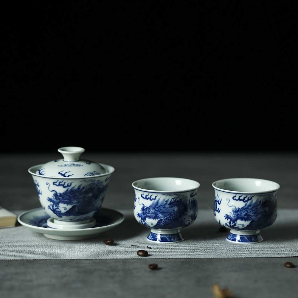 景德镇陶瓷柴窑纯手工三才盖碗茶杯套装家用青花龙泡茶碗主人杯