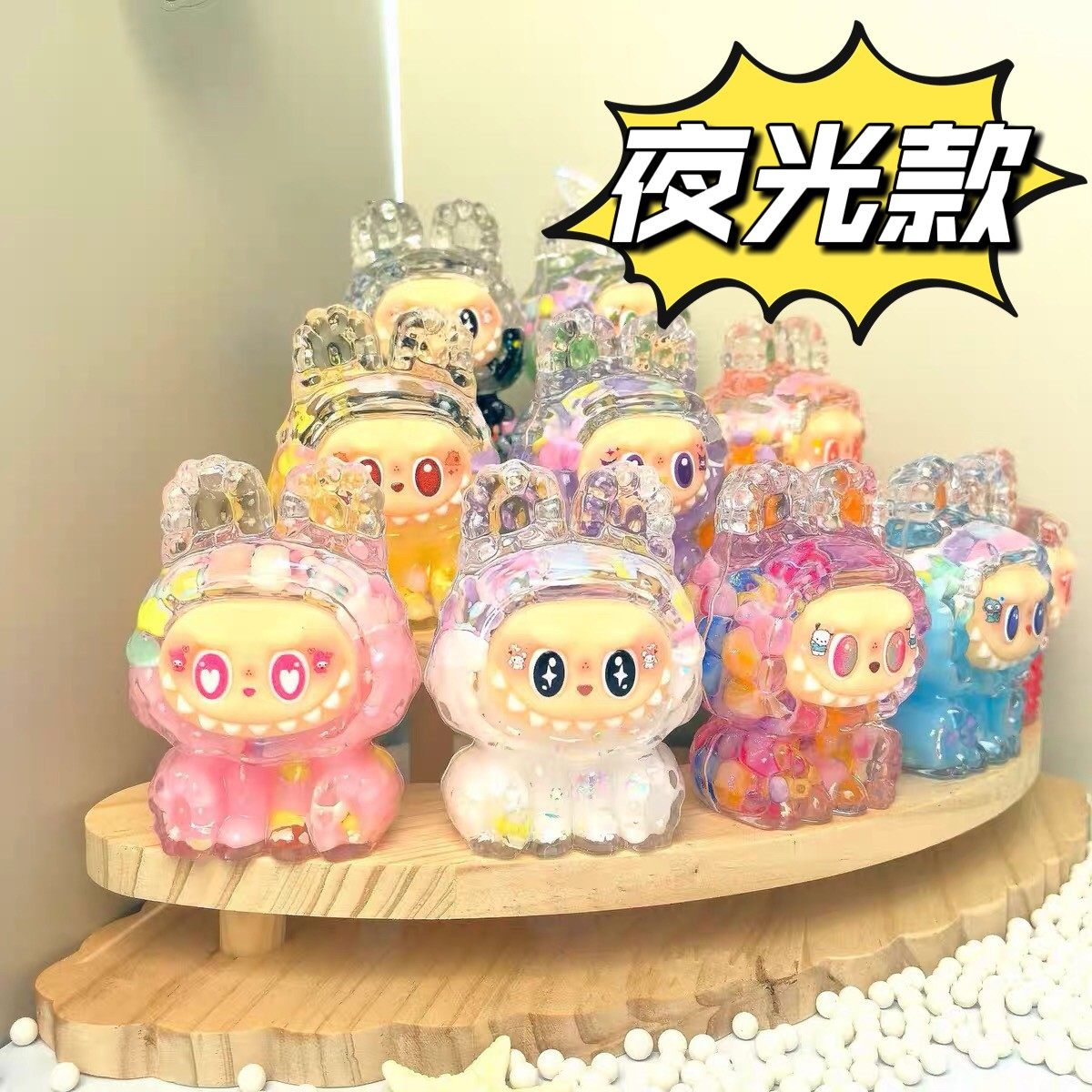 爆款潮玩新脸入油流沙创意精品公仔手办桌面亚克力摆件装饰品