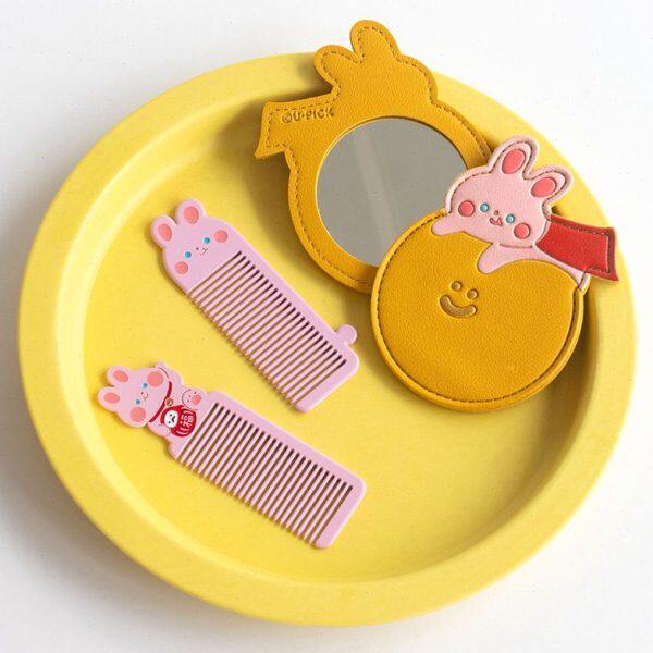 原卡通少女心化妆镜生活学生皮革可爱随身镜梳子迷你小镜子兔子品