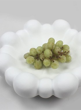 现代创意法式花瓣果盘家居桌面首饰收纳托盘奶油装V饰品摆件置物