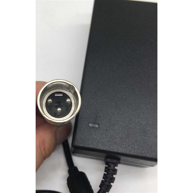 通用24V27.6V3m6V42V48V54.6V老人代步车电动助残轮椅球车充电器