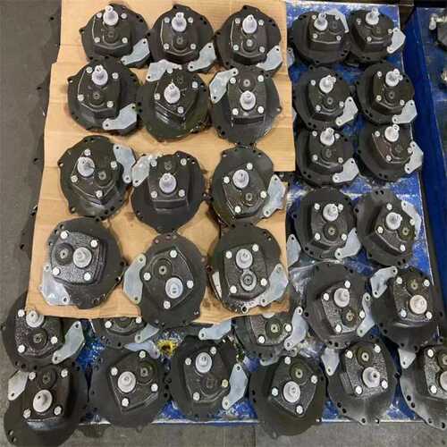 D60A推土机7400-40500齿轮泵 涡轮增压器总成 发动机曲轴