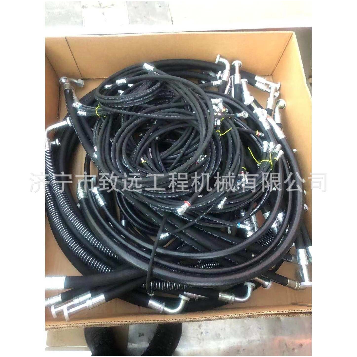 小木公挖掘机PC360-8MO空滤软管/207-01-72391