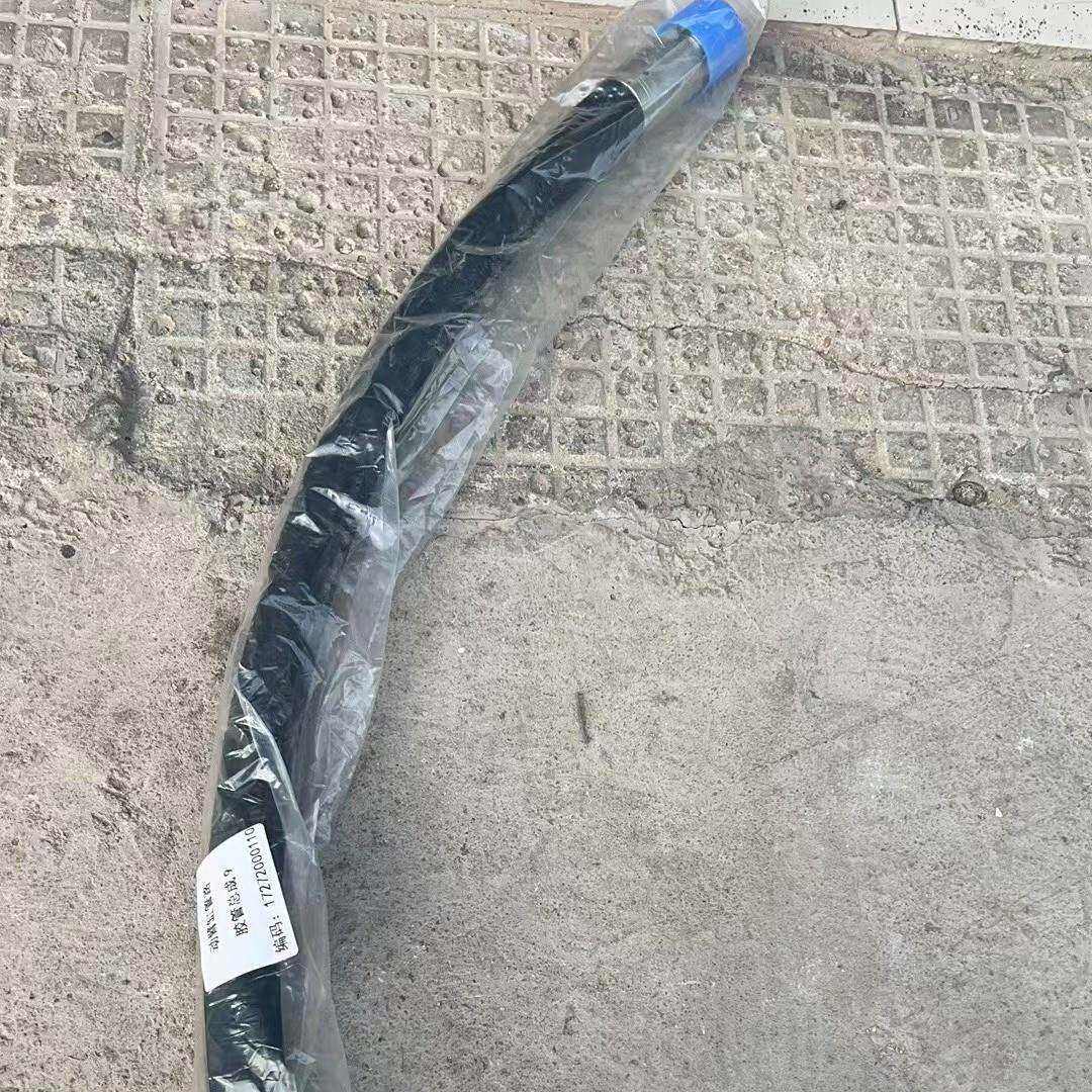 龙工50型装载机铲车动臂缸胶管20411-27T*2N12*89217272000110