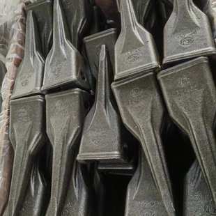 CAT330挖掘机斗齿生产厂家斗齿座生产厂家