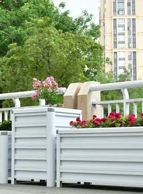 铝合金花槽白色组合现代简约花盆市政道路室外铁艺隔断防腐木花池