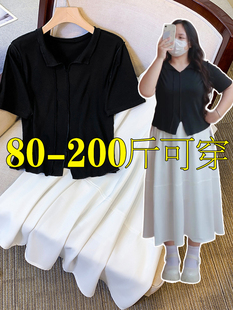 今年流行漂亮套装裙女夏微胖大码设计感v领正肩短袖t恤+西装伞裙