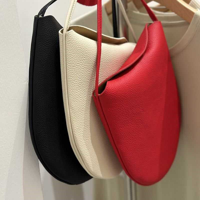 2024小众设计款极简高级感真皮半月包腋下中古包牛皮手提单肩包