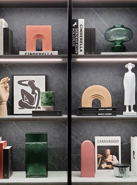 现代创意家居简约软样板房摆件装饰品挂画陶瓷书房酒柜子组合摆设