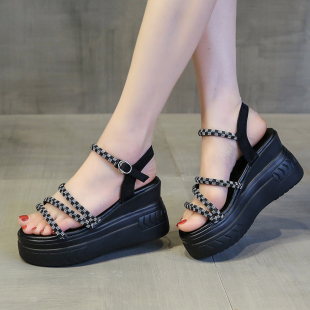 女夏季 子增高跟鞋 2025年新款 厚底松糕鞋 一字扣带水钻女鞋 坡跟凉鞋