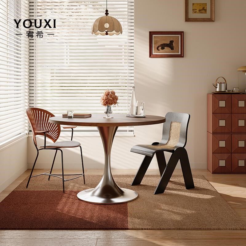 北欧复古胡桃木实木圆桌家用餐桌椅组合中古风轻奢岩板餐桌小户型