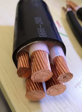 +3 国标95 线电线5芯  纯铜1504 120平70方50YJV1电力电缆铜线