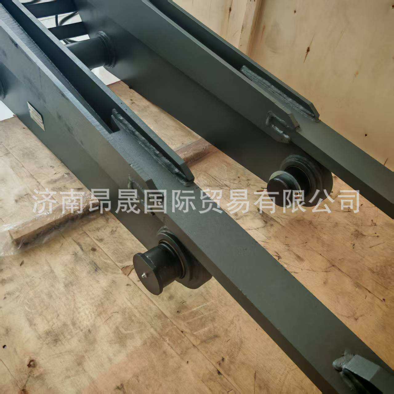 重汽HOWO 豪沃 自卸车上装改装配件 大架 车架 大梁 T910