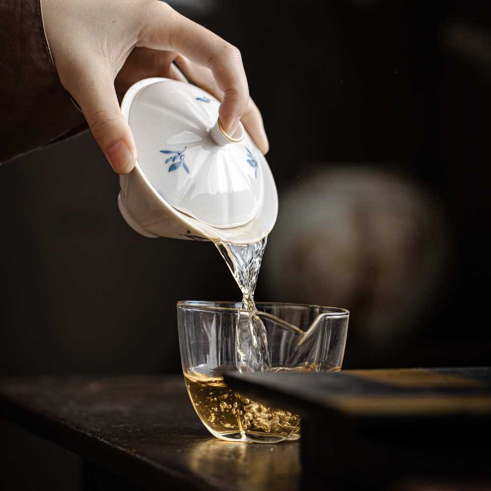 泥人述 玉泥手绘兰心斗笠盖碗 釉下彩手作蝴蝶兰二才家用泡茶碗,玩具/童车/益智/积木/模型,其它,淘宝优惠券,粉丝福利购,淘宝优惠卷