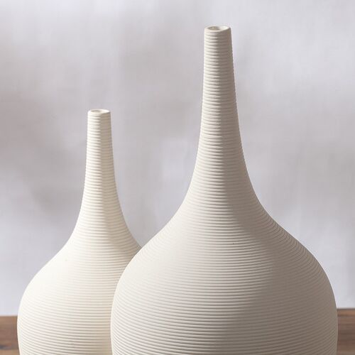 白色陶瓷小花瓶现代简约日式客厅摆件家居装饰品创意花插花器