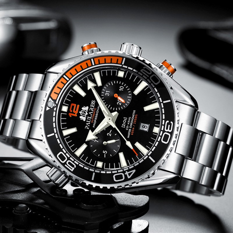 全自动机械夜光实心钢带多功v能男表 AUTOMATIC WATCH