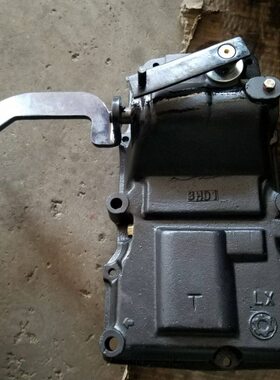 安徽江淮LC5T30 5T35 5T40客车货车上盖变速箱顶盖 波箱左操大盖