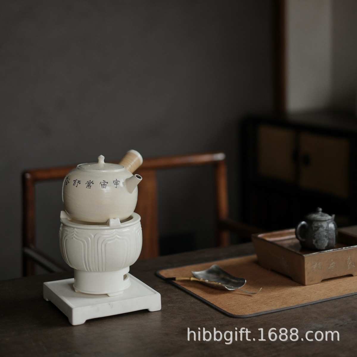 新品梵山堂陶壶粉引篆刻诗文圆莲壶明火炭火两用壶手工提梁壶