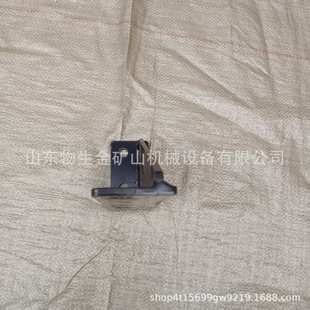 三一SKT90S 95S排气管支撑架14353126三一宽体配件大全自卸车配件