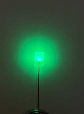 557方形翠绿led灯珠 电器指示灯高亮翠绿灯无边长脚DIP发光二极管