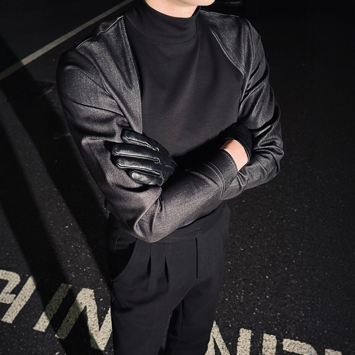 轻熟男士老钱半高领牛仔