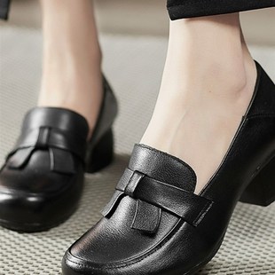 牛皮女鞋中年妈妈半高跟女真皮中跟工作鞋软底中老年四季女单皮鞋